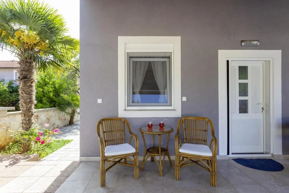 Nina In Peroj - Haus Fuer 6 Personen Villa Fazana