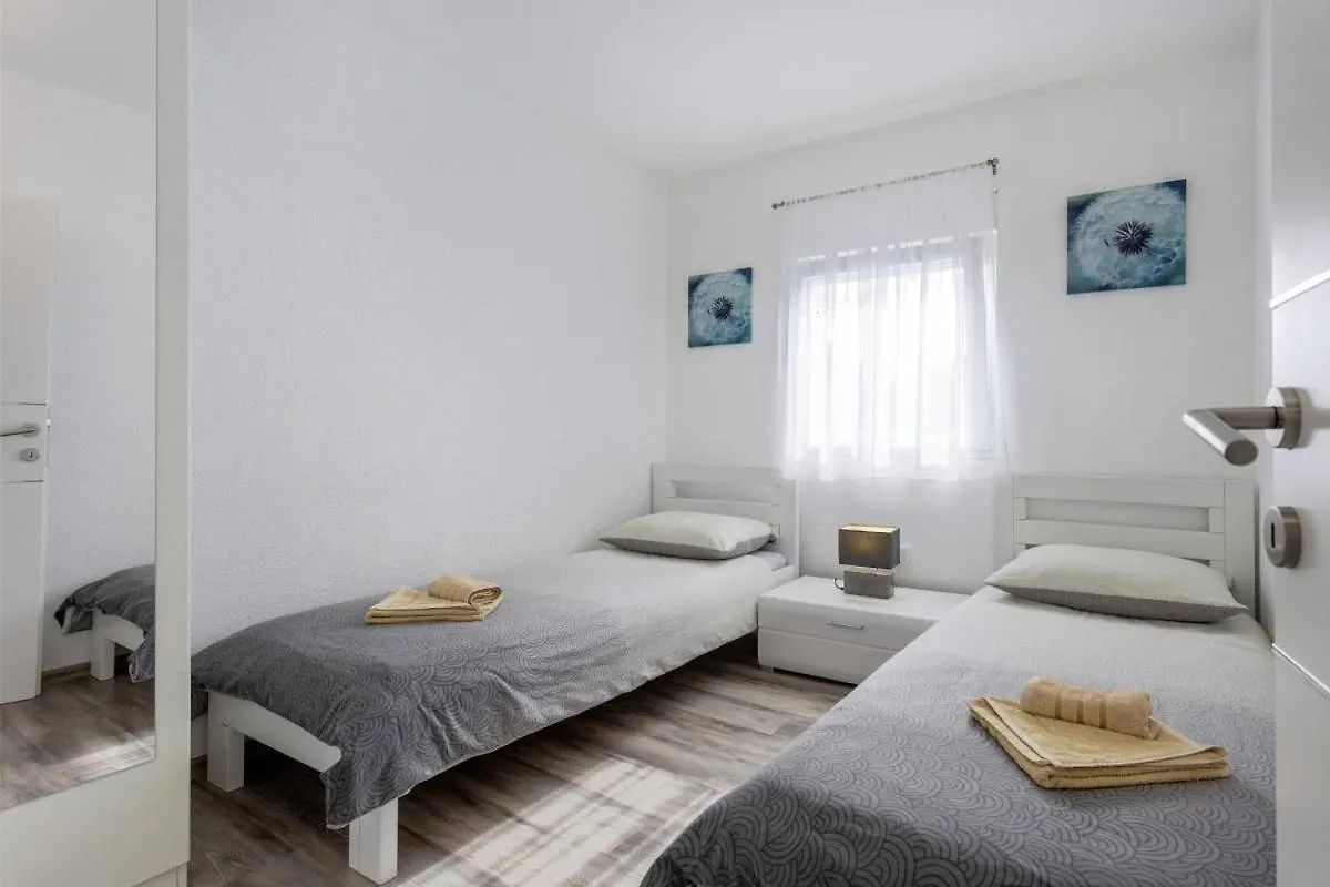Holiday home Nina In Peroj - Haus Fuer 6 Personen Villa Fazana